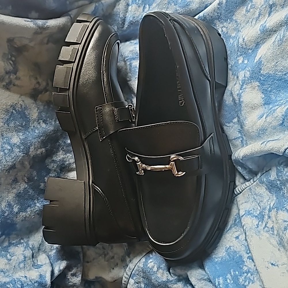 Platform shoes - Picture 2 of 3